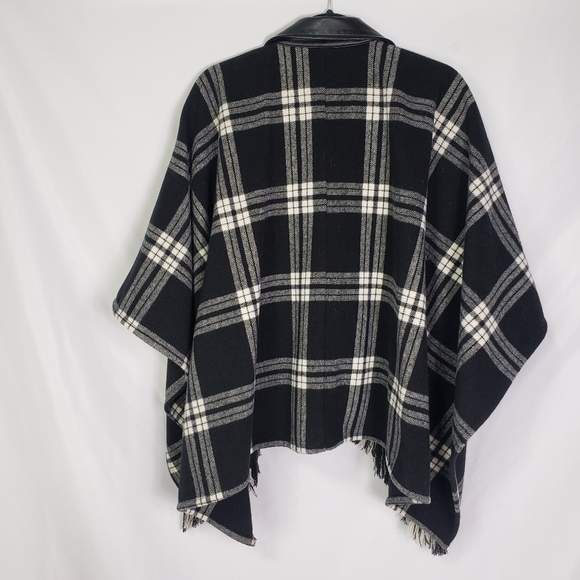 Rock & Republic Moto Style Poncho Jacket - Picture 4 of 16